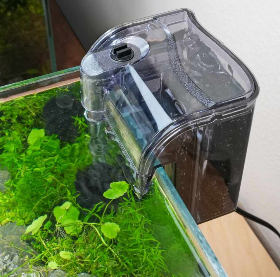 A Hang-on-Back filter on an aquarium.